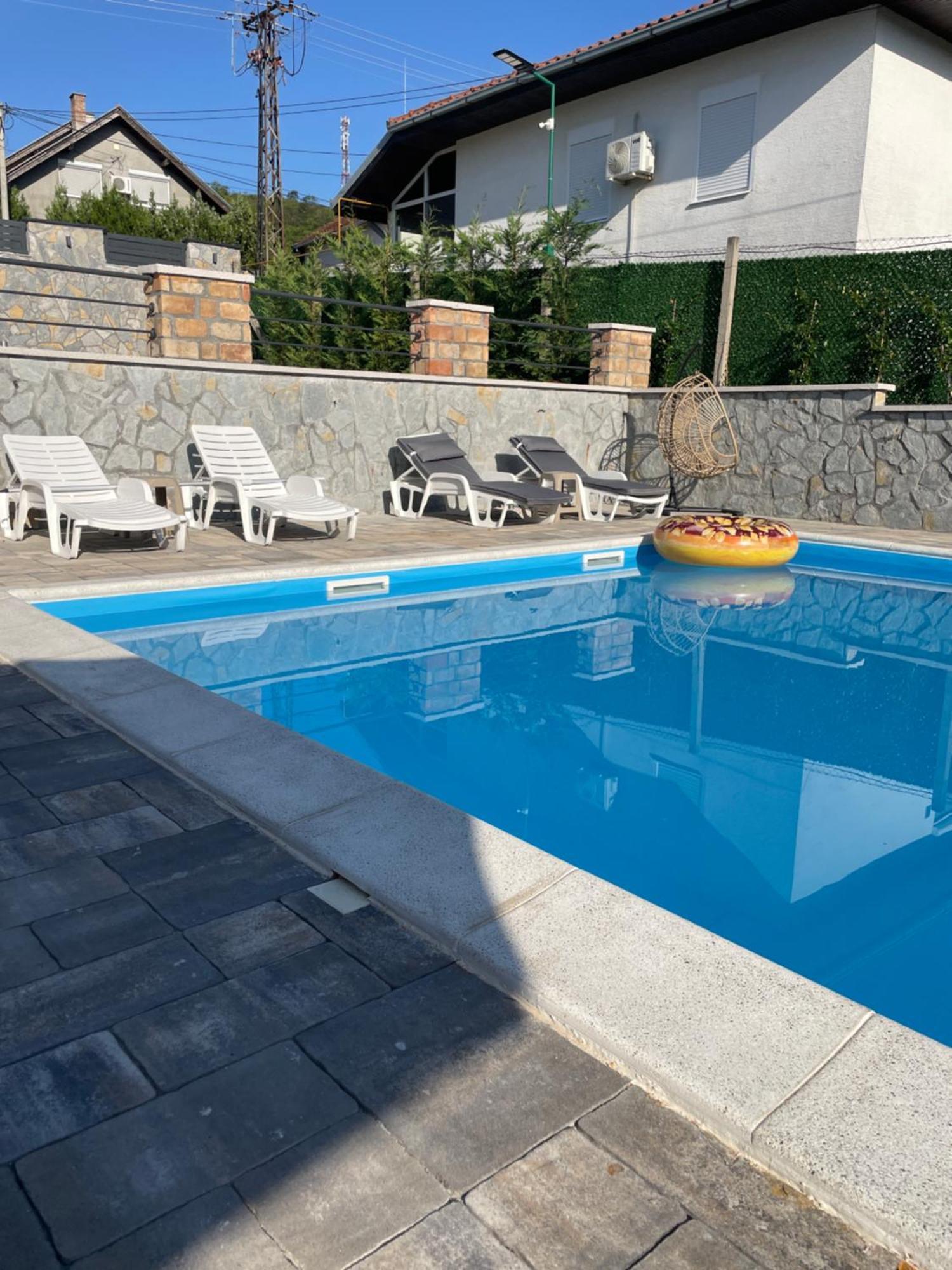 Vila Belilo 스렘스키카를로브치 외부 사진